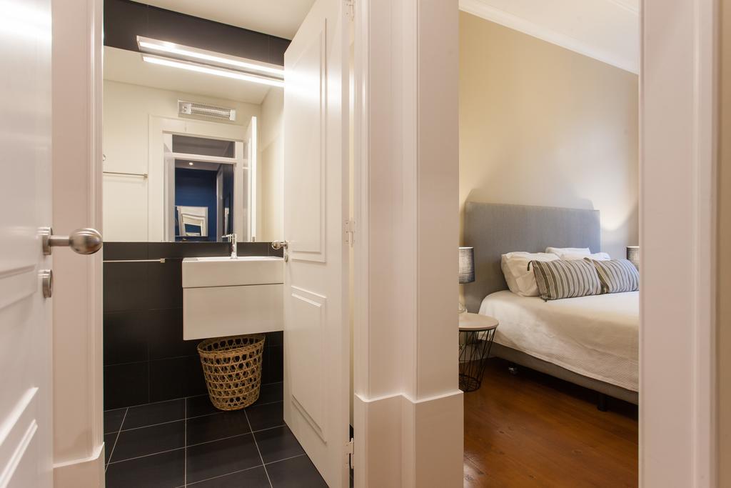 Flh Baixa Blue Apartment Lisbon Bagian luar foto